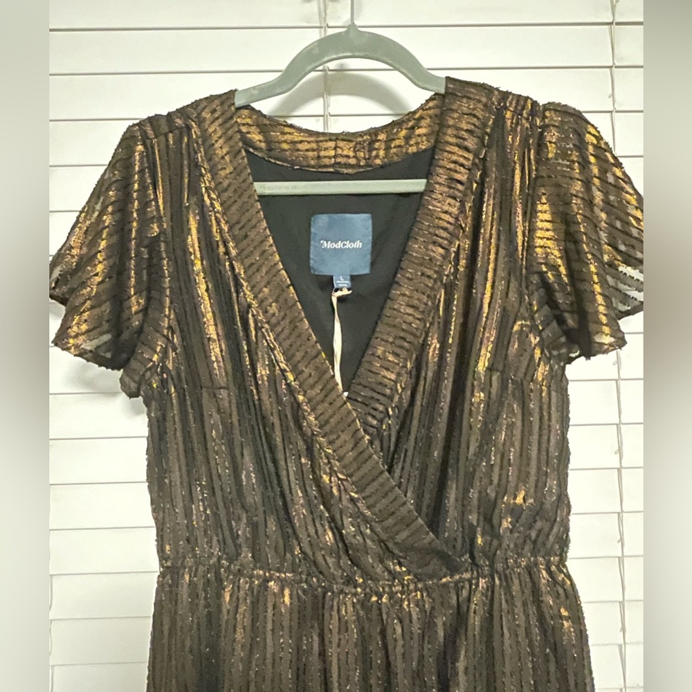 Metallic Maxi dress, great for holidays! - Picture 3 of 7